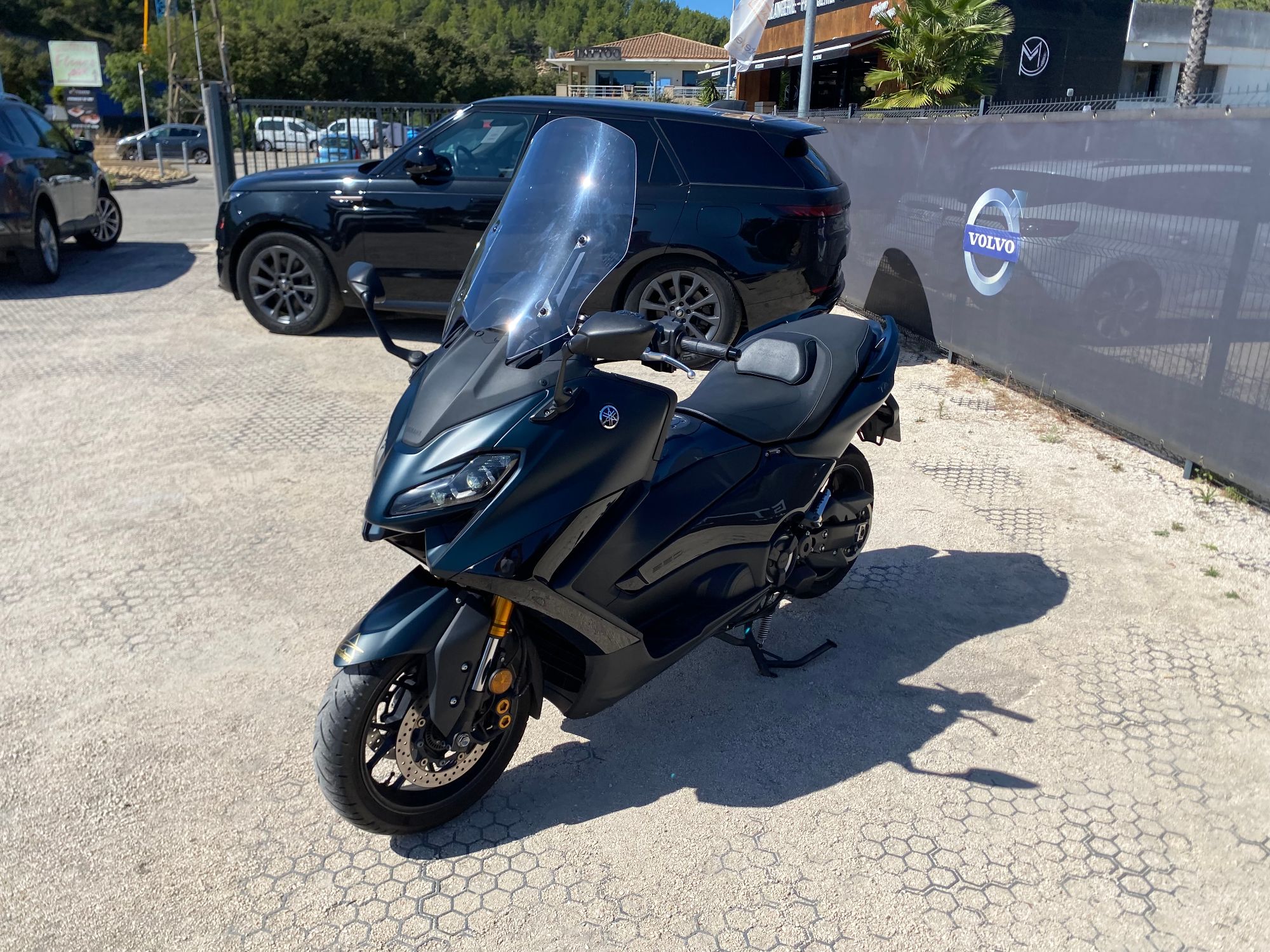 YAMAHA TMAX 560 TECHMAX — photo 6