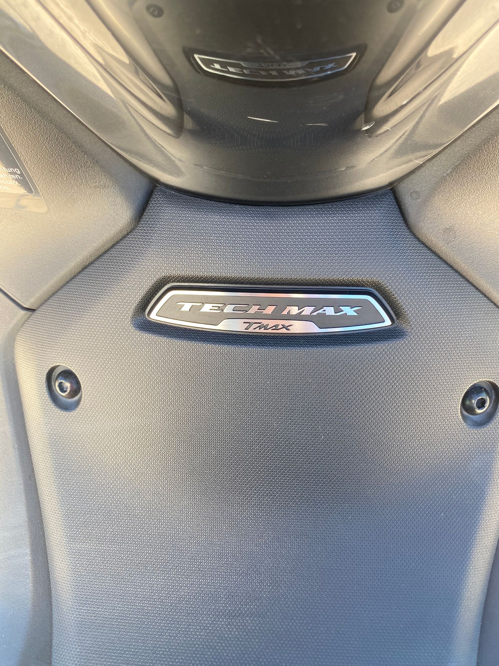 YAMAHA TMAX 560 TECHMAX — photo 8