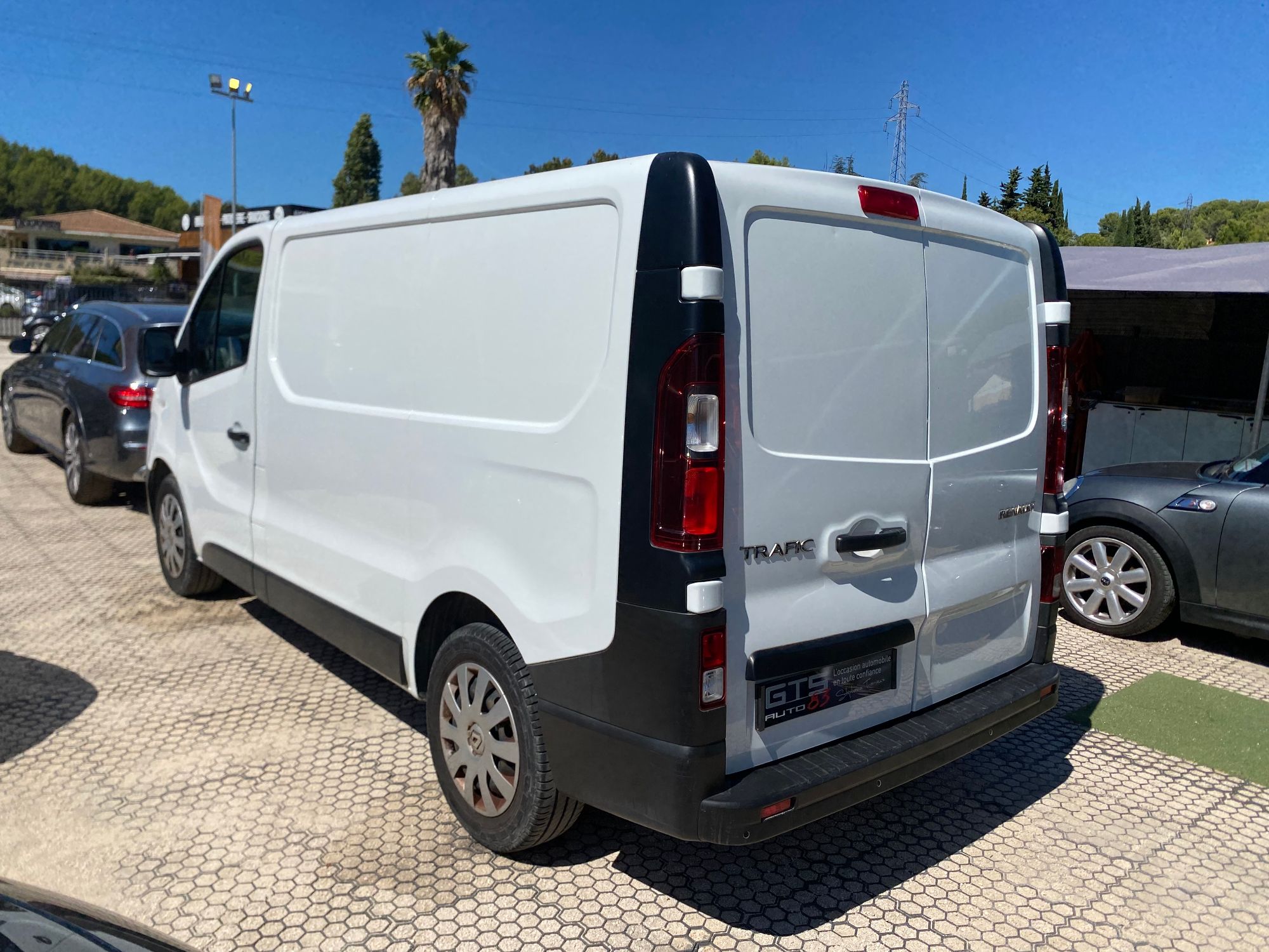 RENAULT TRAFIC 1.6L 120ch DCI — photo 4