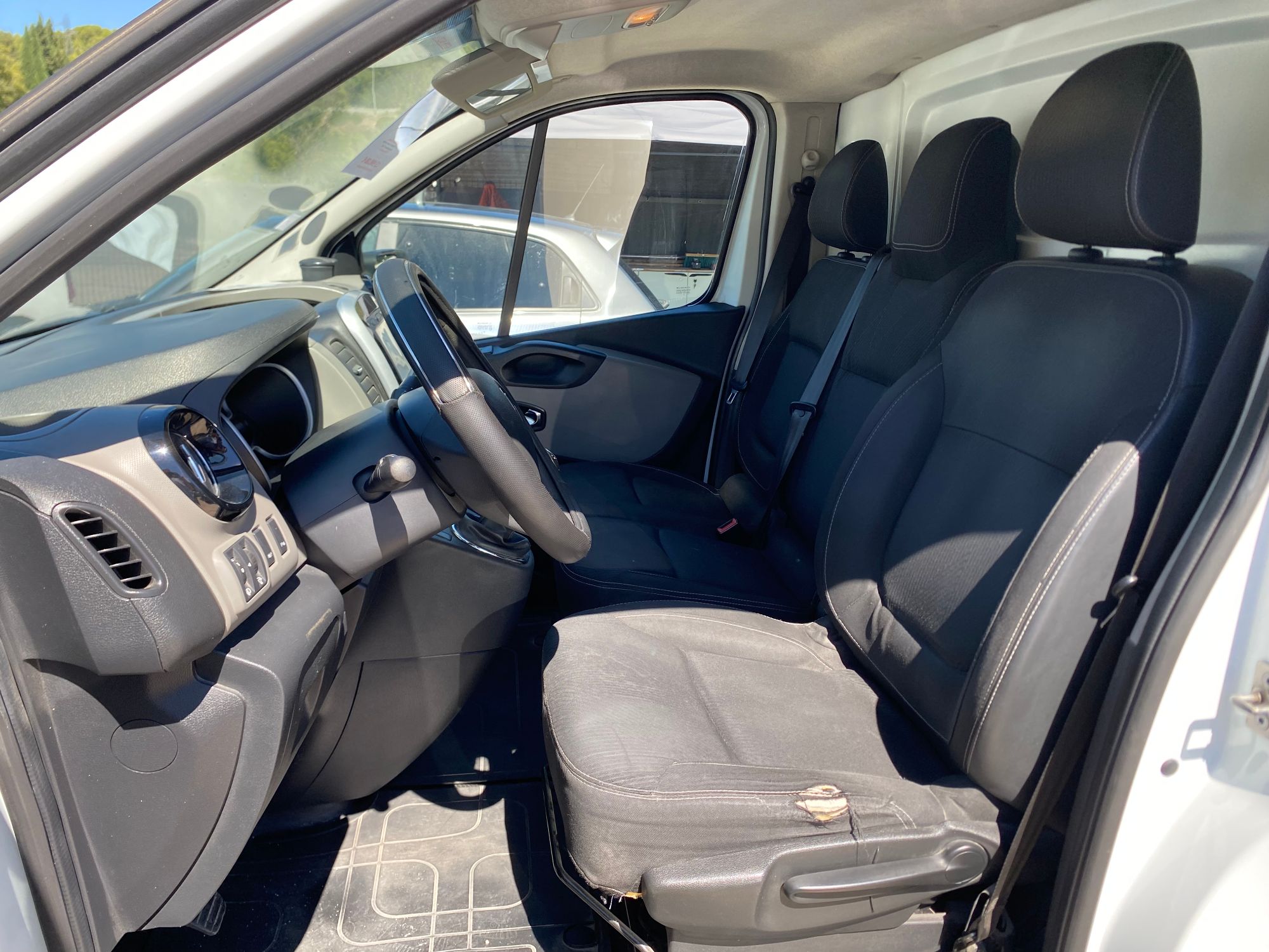 RENAULT TRAFIC 1.6L 120ch DCI — photo 7