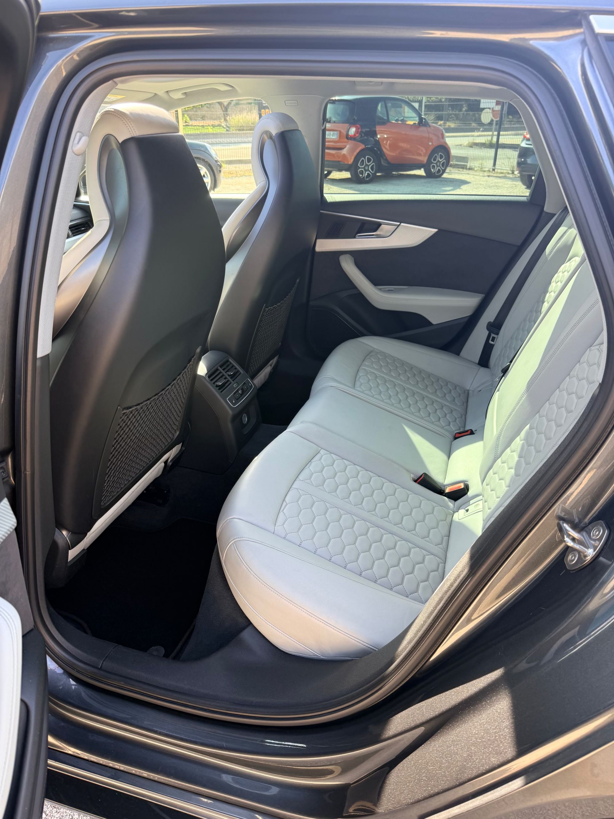 AUDI RS4 Avant V6 2.9 TFSI 450 ch Tiptronic 8 Quattro — photo 8