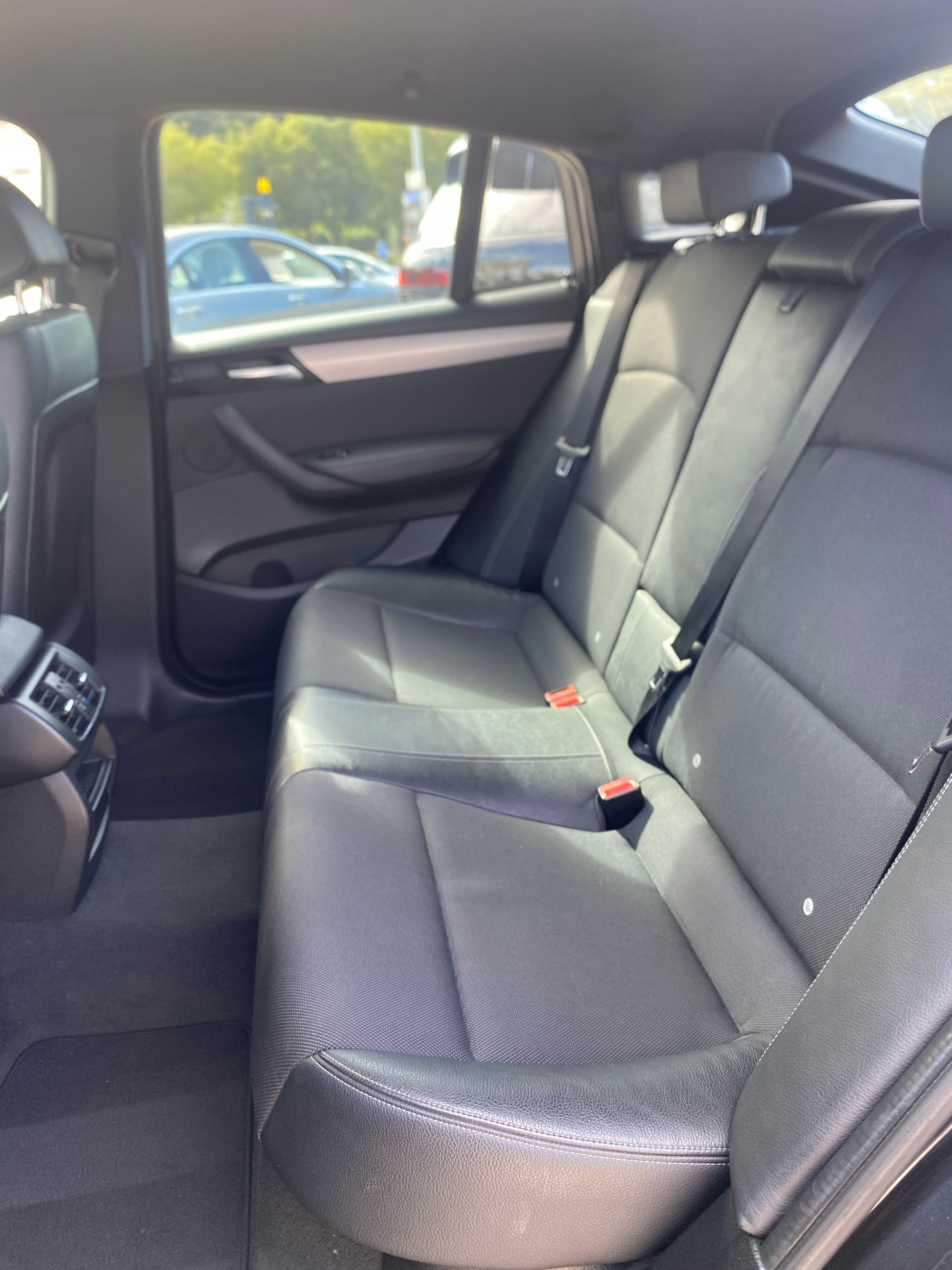 BMW X4 2.0d 190ch Xdrive M Sport — photo 9